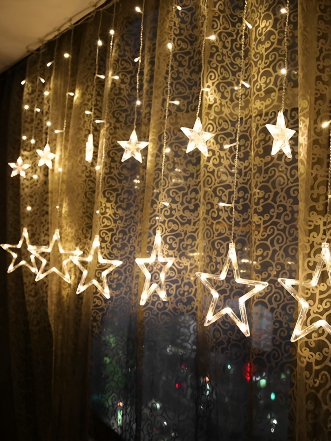 

ENORMITY Yellow 138 Star Shaped LED String Lights