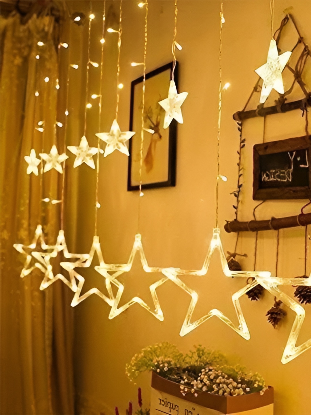 

ENORMITY Yellow 138 Pieces Star Shaped LED String Lights