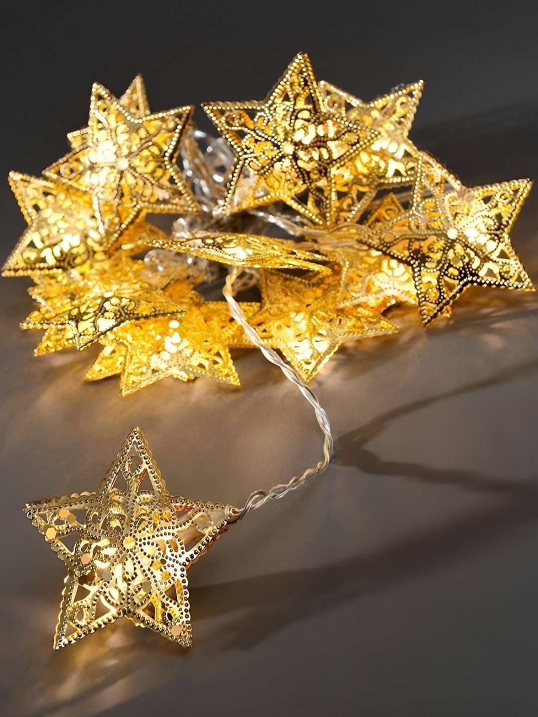 

ENORMITY Yellow Star Shape String Lights