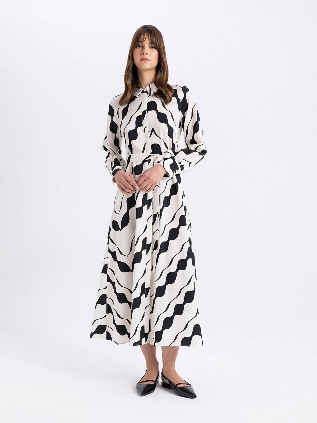 

DeFacto Abstract Print Shirt Midi Dress, Na