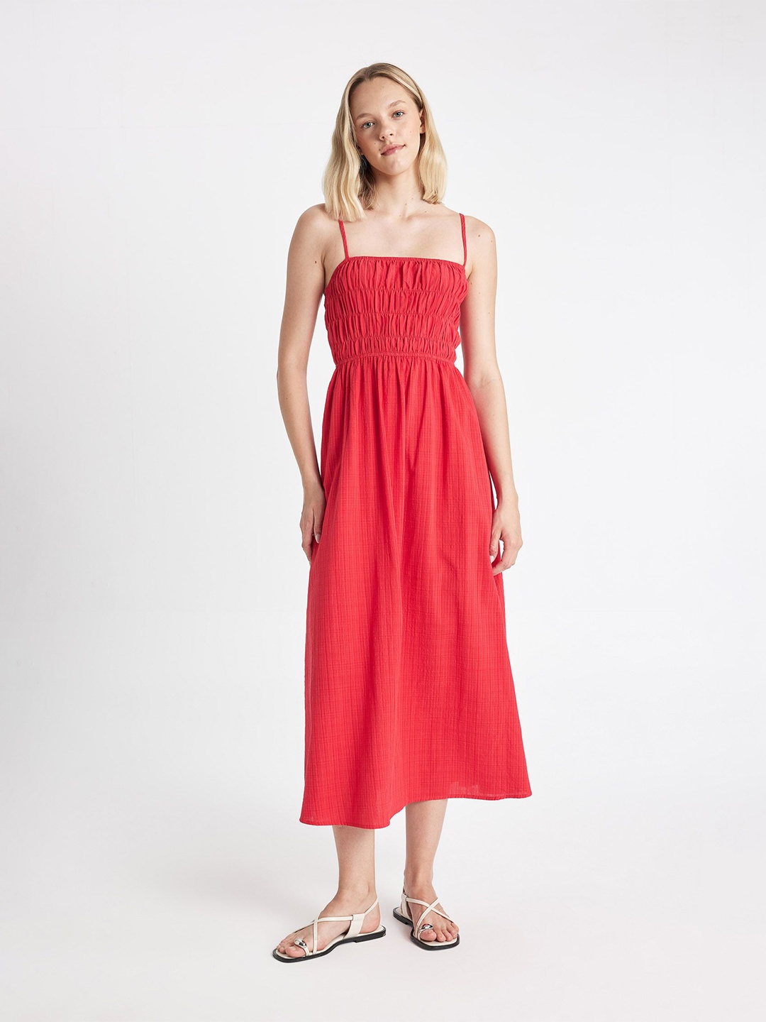 

DeFacto Sleeveless Smocked Fit & Flare Midi Dress, Na