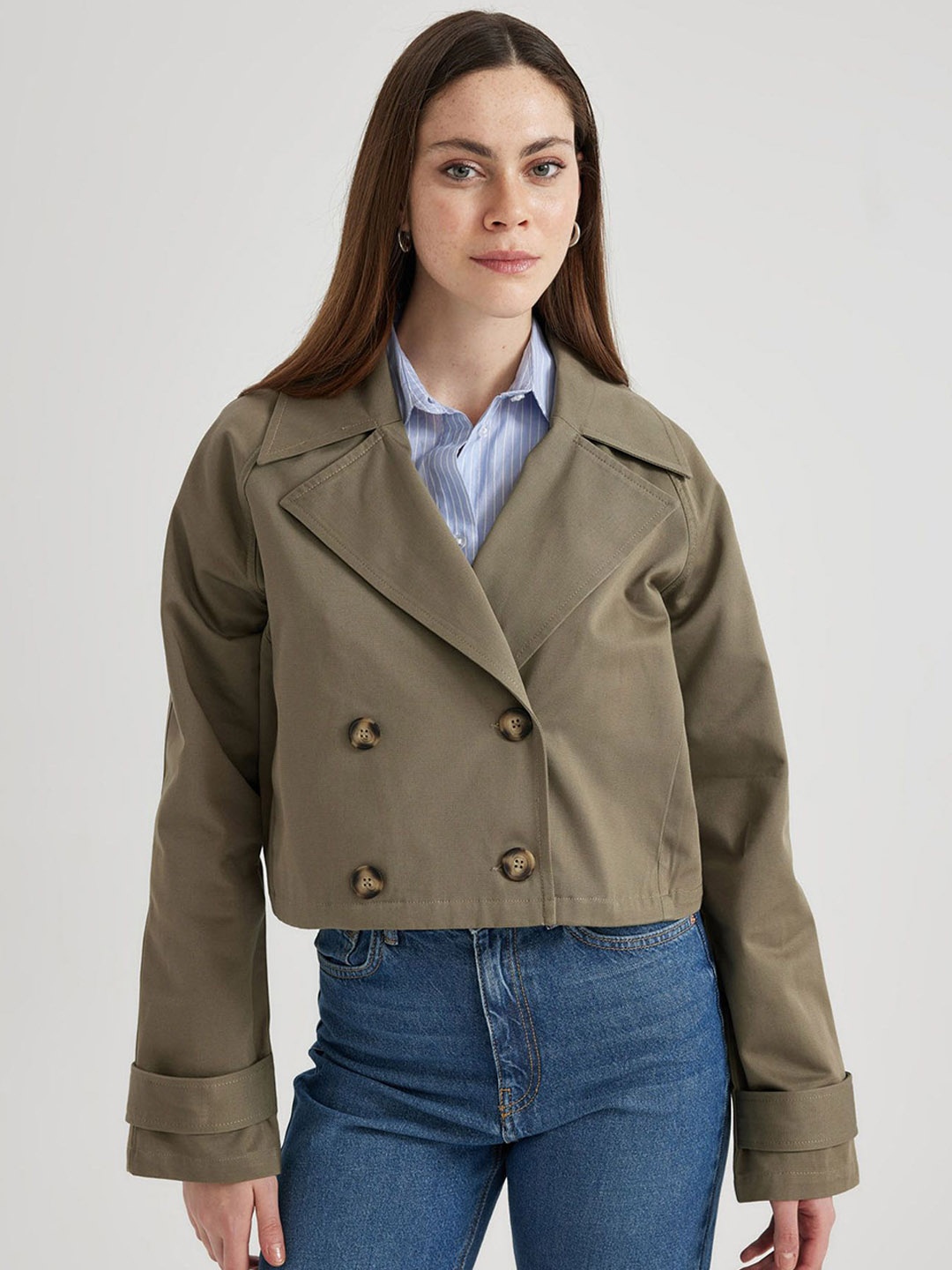 

DeFacto Women Colourblocked Crop Tailored Jacket with Patchwork, Brown