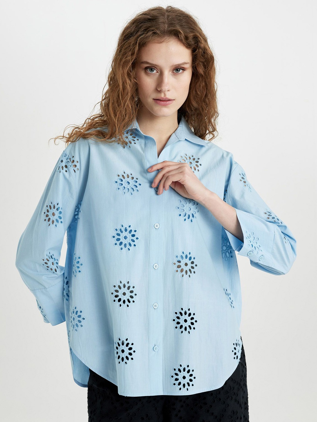 

DeFacto Women Schiffli Cotton Casual Shirt, Blue