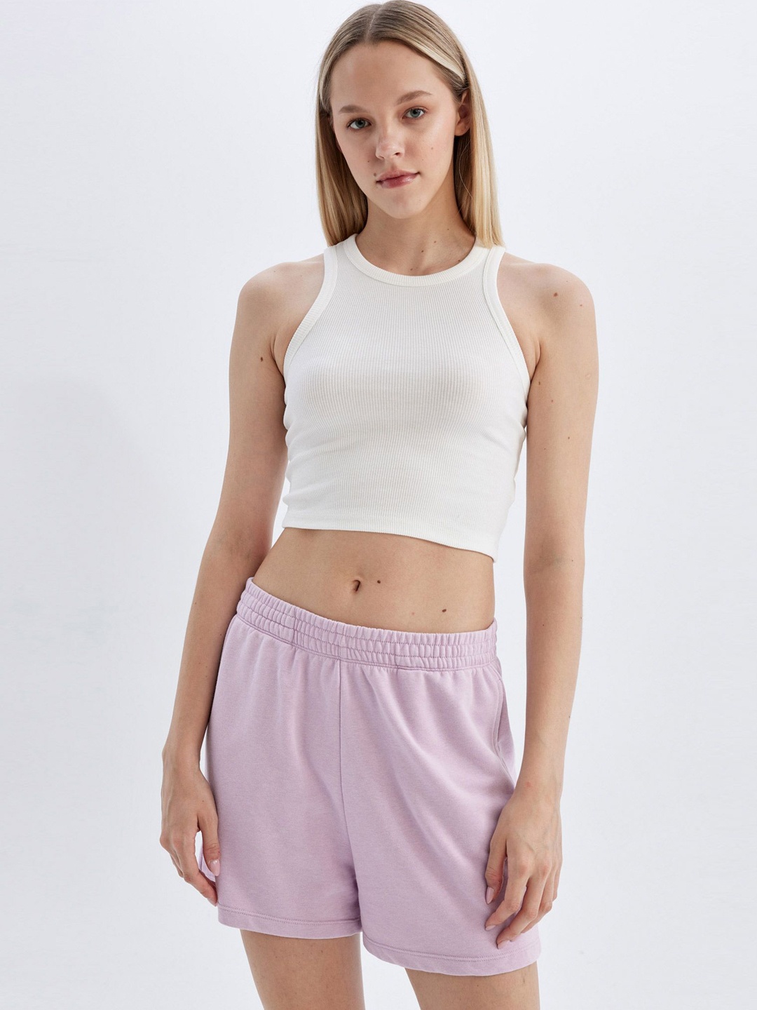 

DeFacto Women Mid-Rise Regular Fit Shorts, Na
