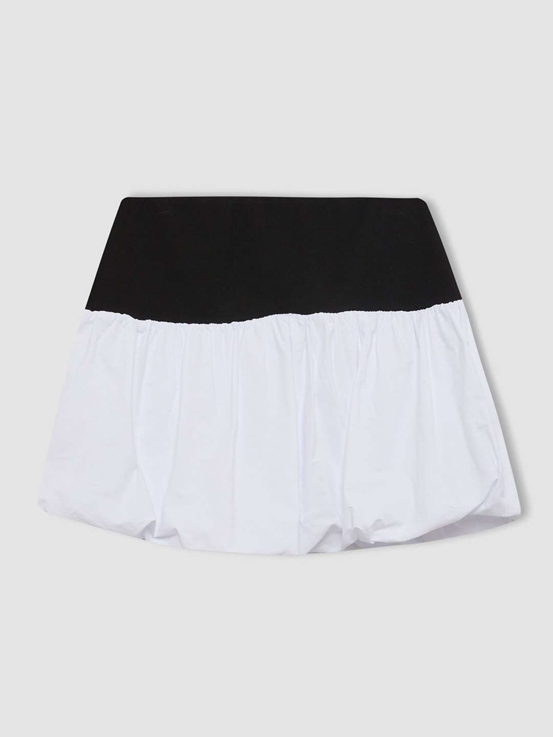 

DeFacto Pure Cotton A-Line Mini Skirt, White