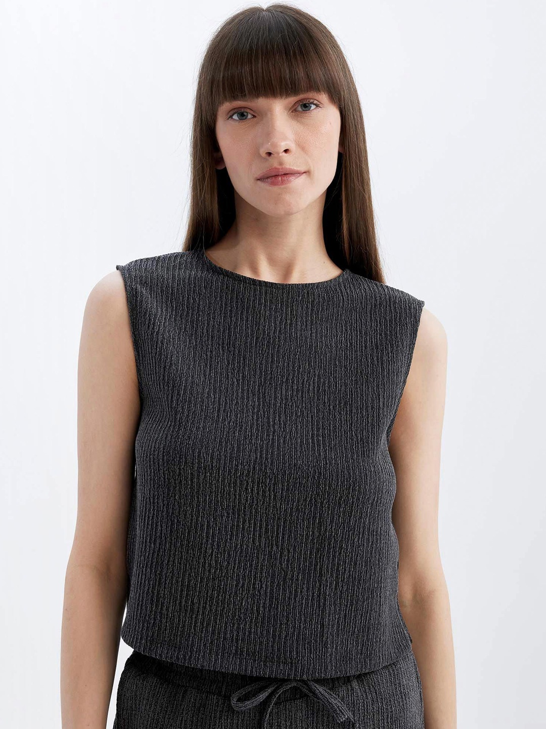 

DeFacto Solid Top, Na