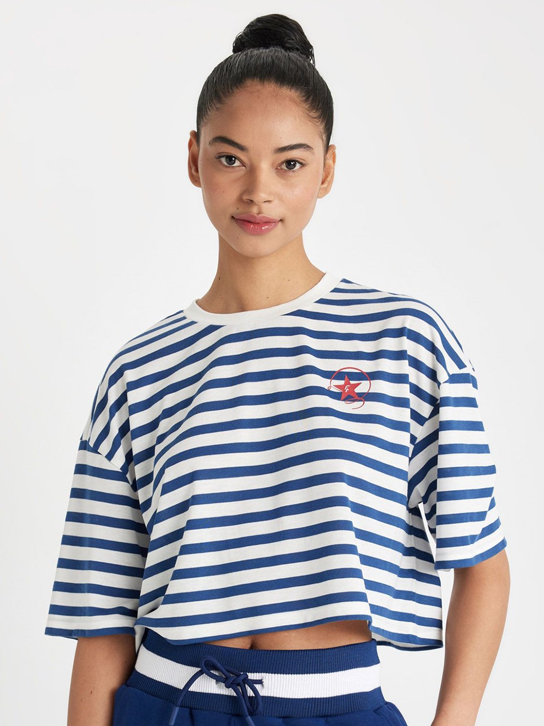 

DeFacto Women Striped Drop-Shoulder Sleeves T-shirt, Blue