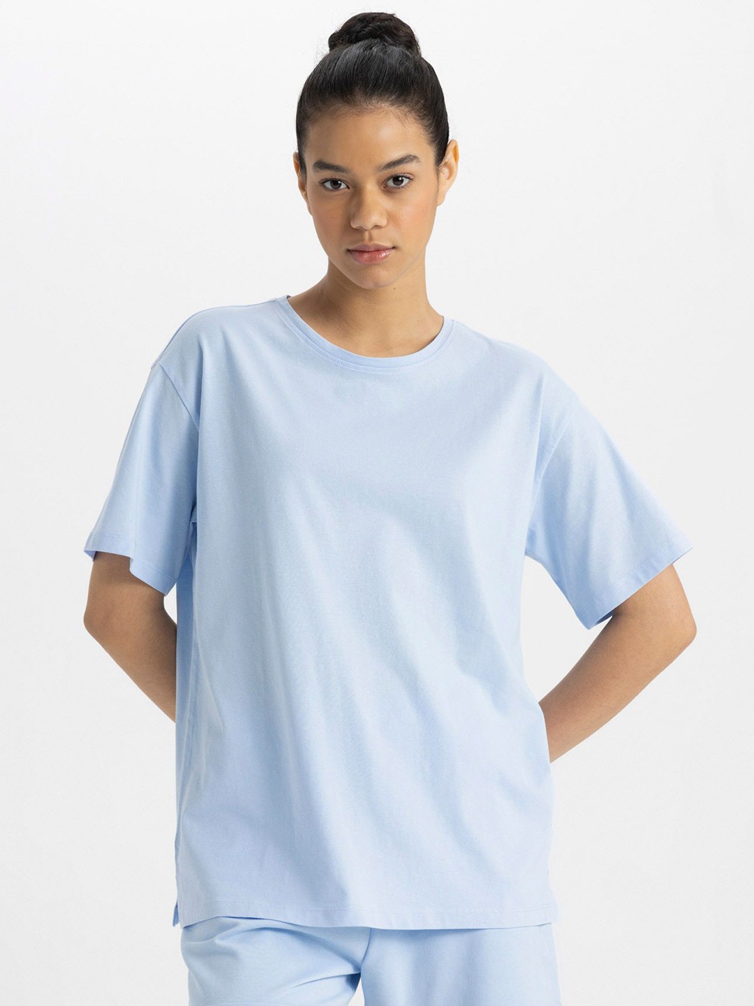 

DeFacto Women Drop-Shoulder Sleeves Pockets T-shirt, Na