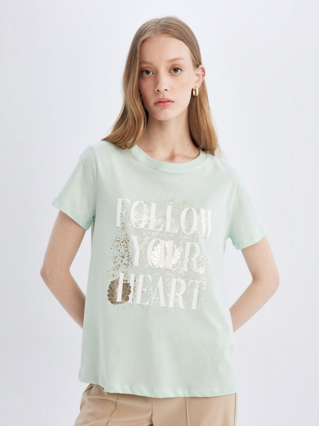 

DeFacto Women Typography Printed Round Neck Short SleevesT-shirt, Green