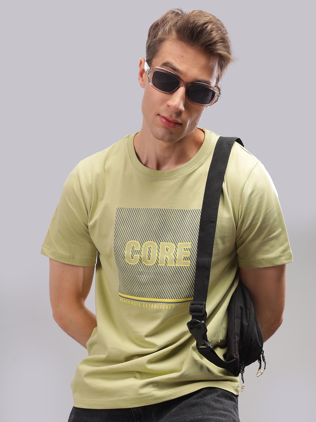 

TOMHIDDLE Men Typography Printed Regular Fit T-shirt, Olive