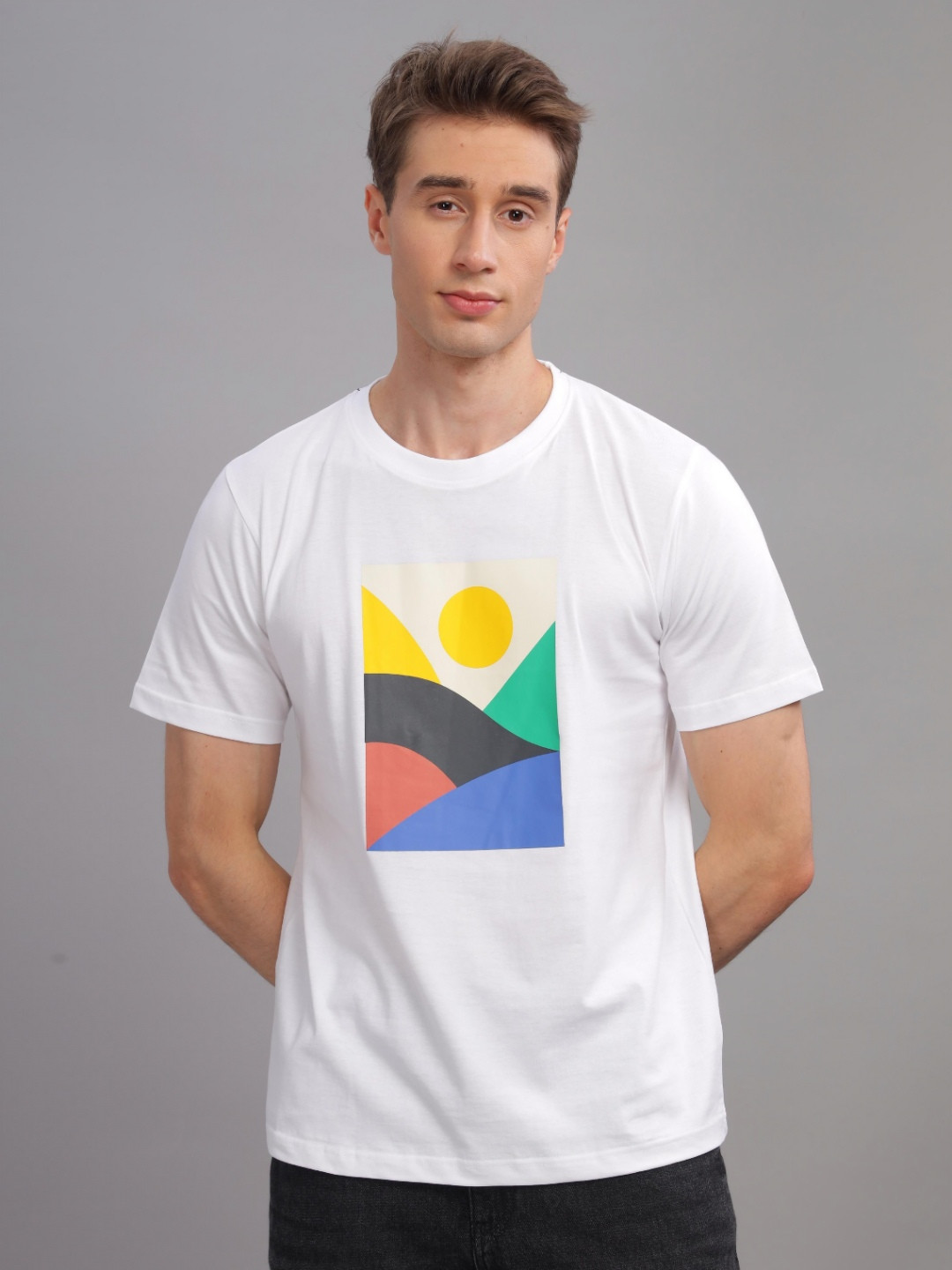 

TOMHIDDLE Men Printed Graphic Casual Tshirts, White