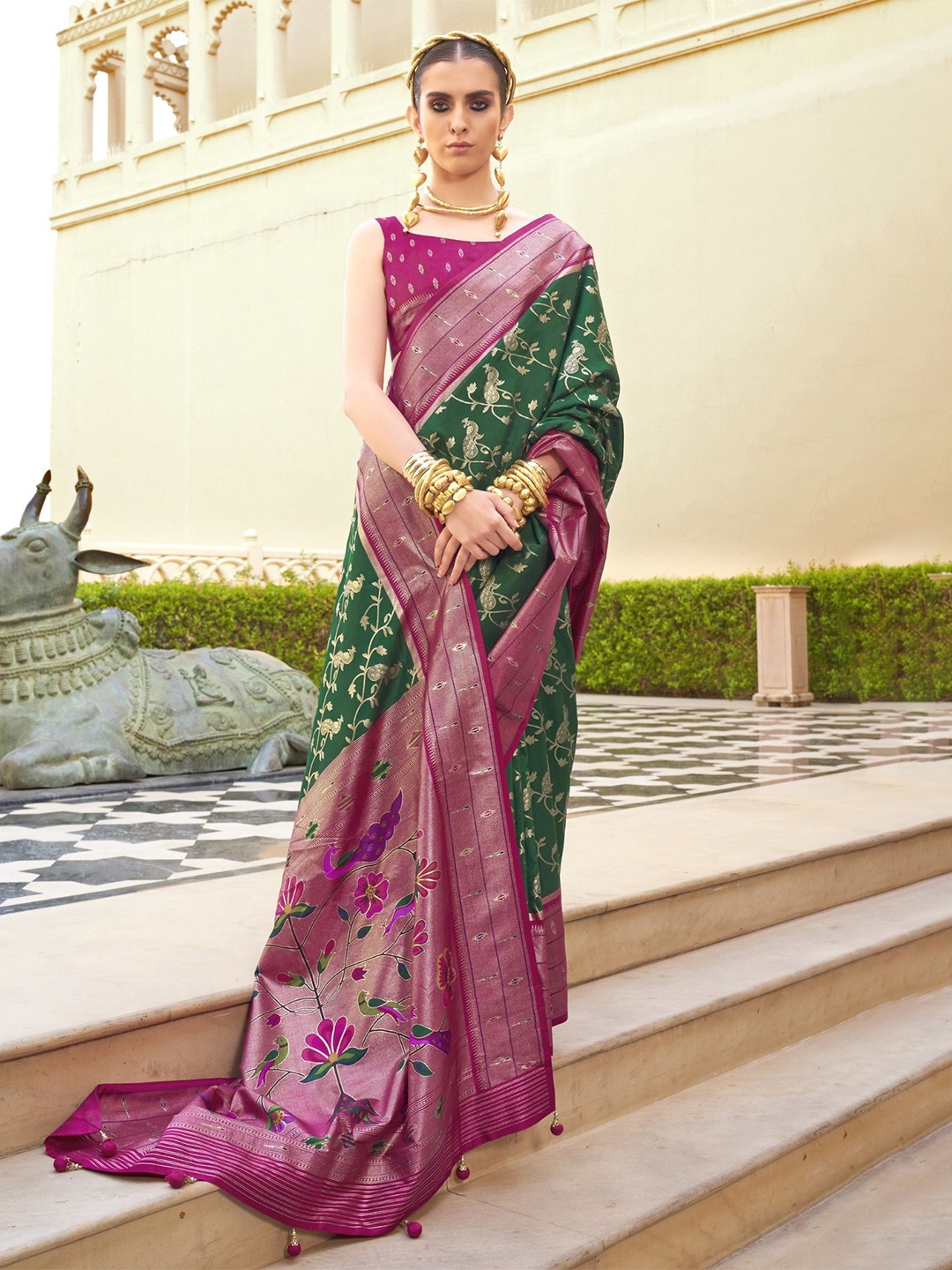 

MySilkLove Ethnic Motifs Zari Paithani Saree, Green