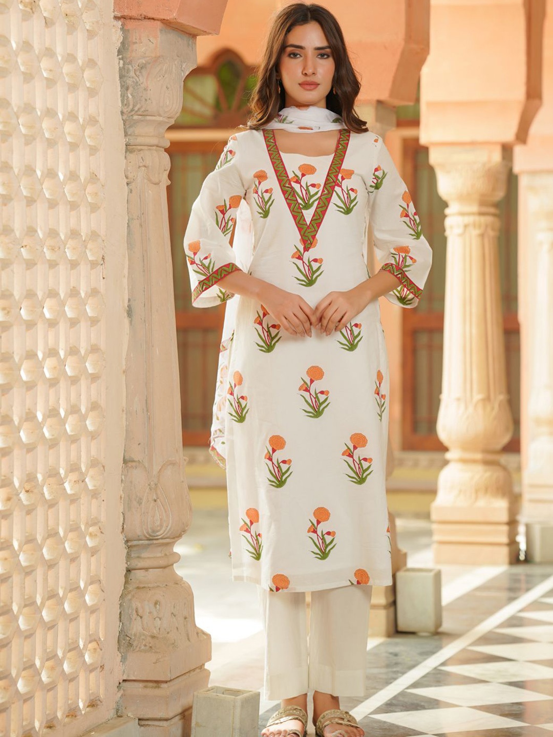 

Ambraee Floral Printed Pure Cotton Straight Kurta With Trousers & Dupatta, White