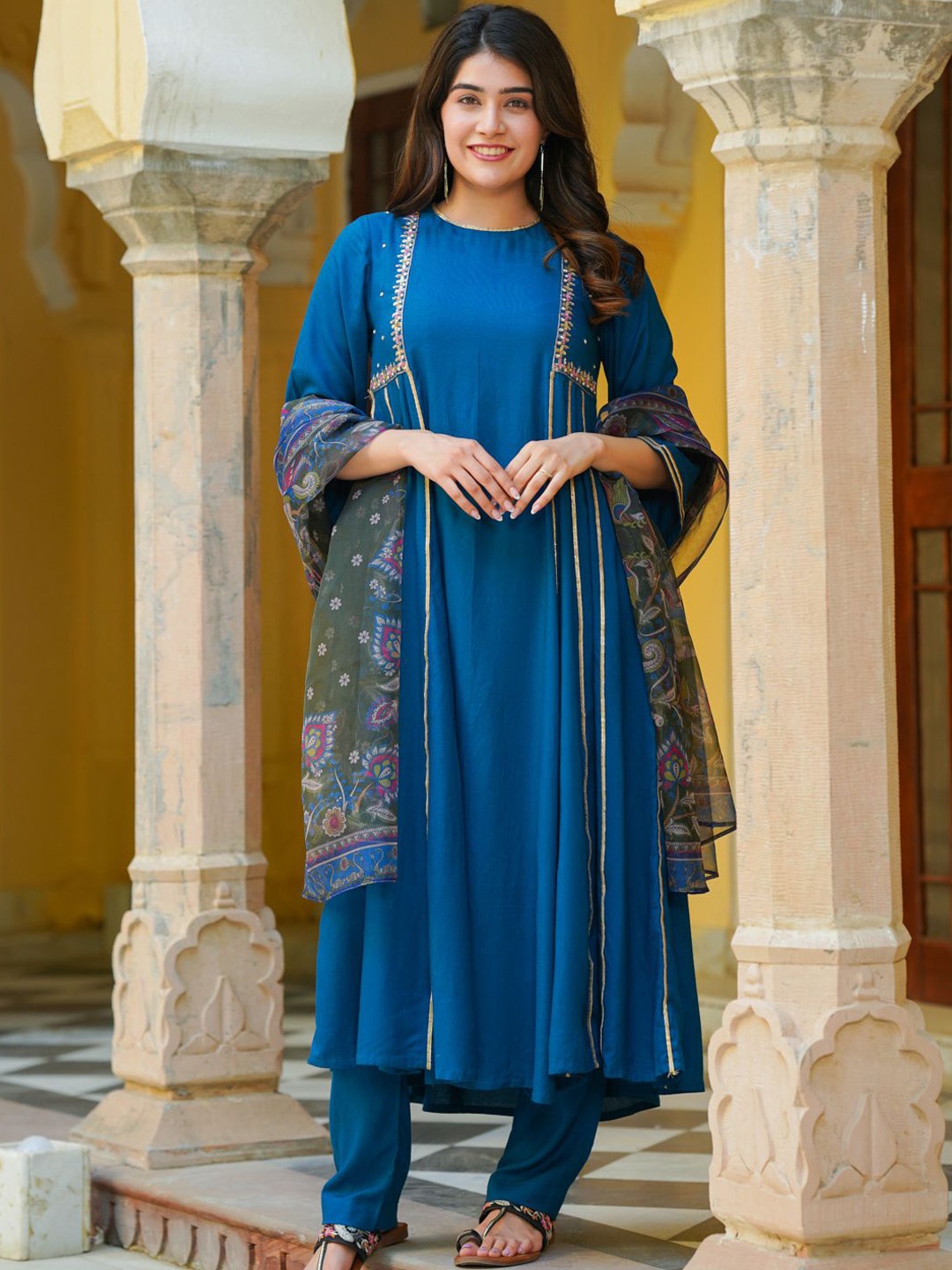 

Ambraee Floral Yoke Design Panelled Kurta with Trousers & Dupatta, Teal