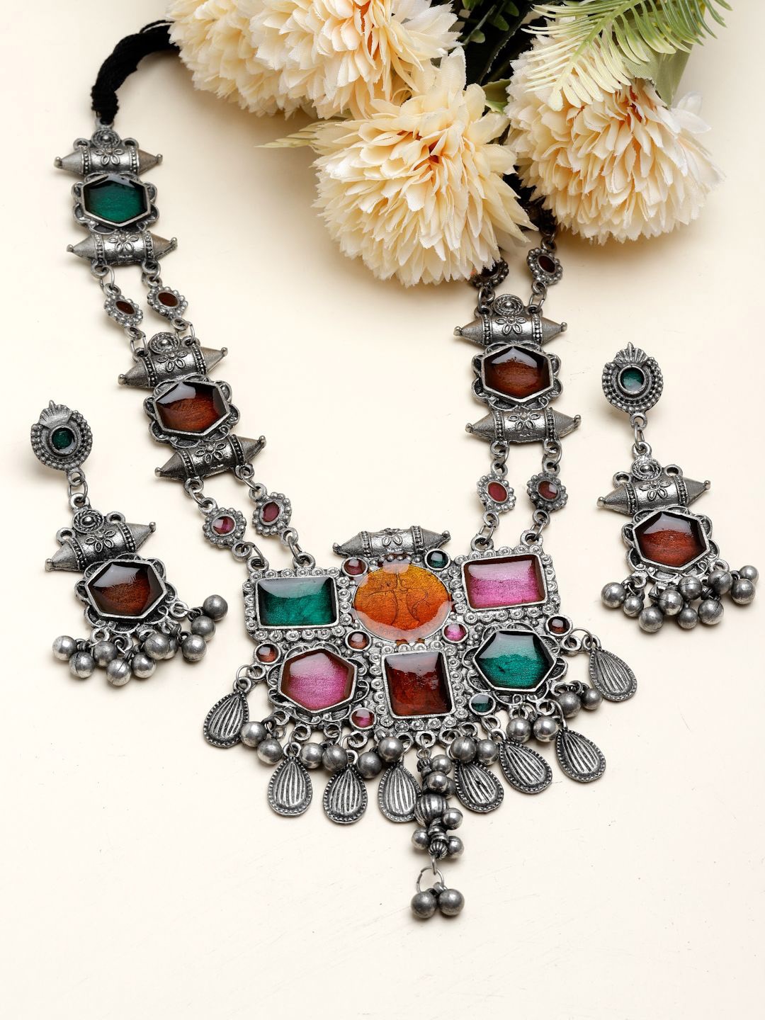 

Moedbuille Silver-Plated Stone Studded & Beaded Oxidised Jewellery Set