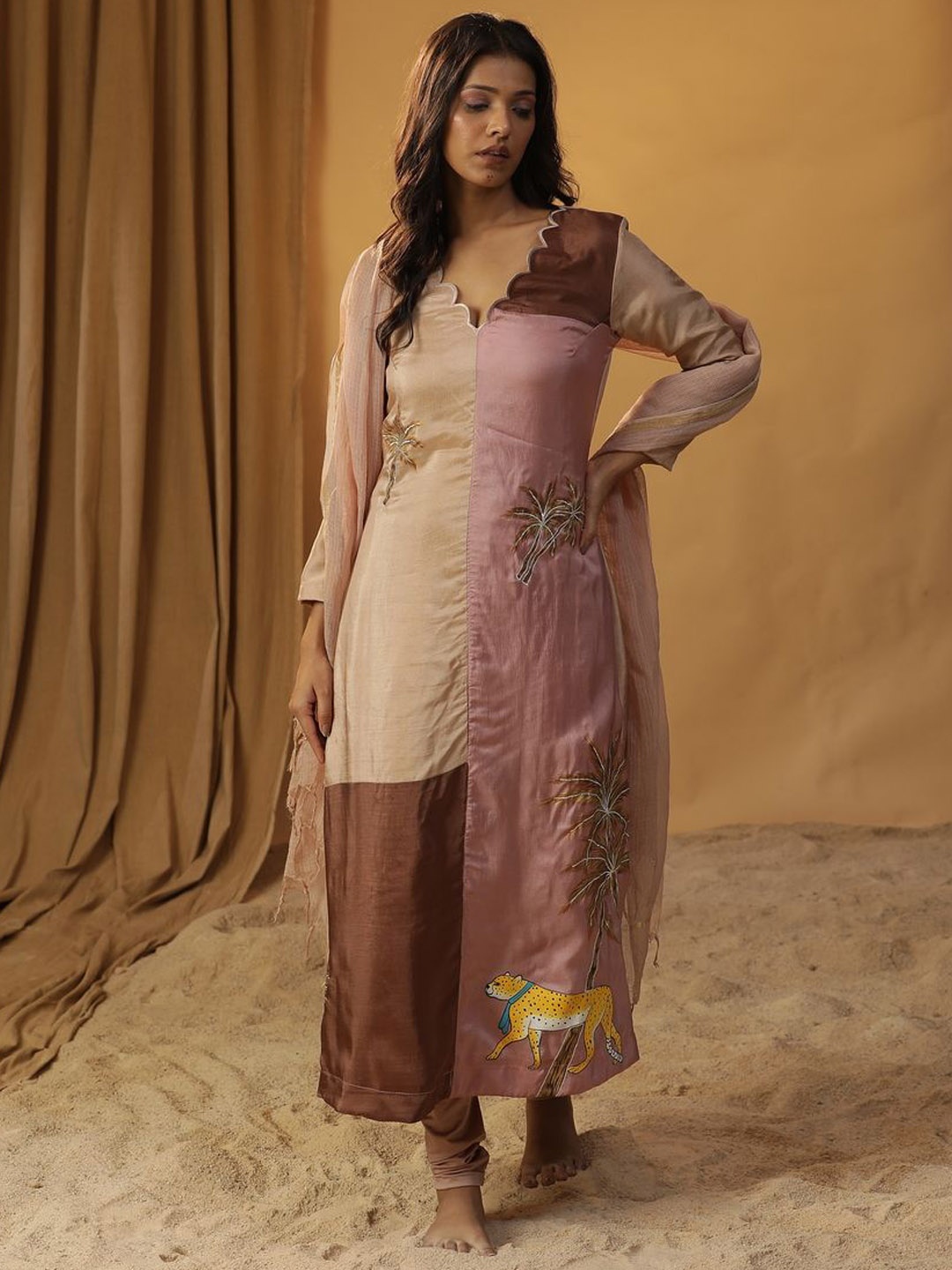 

ARPITA SULAKSHANA Ethnic Motifs Printed Dupion Silk A-Line Kurta With Churidar & Dupatta, Pink