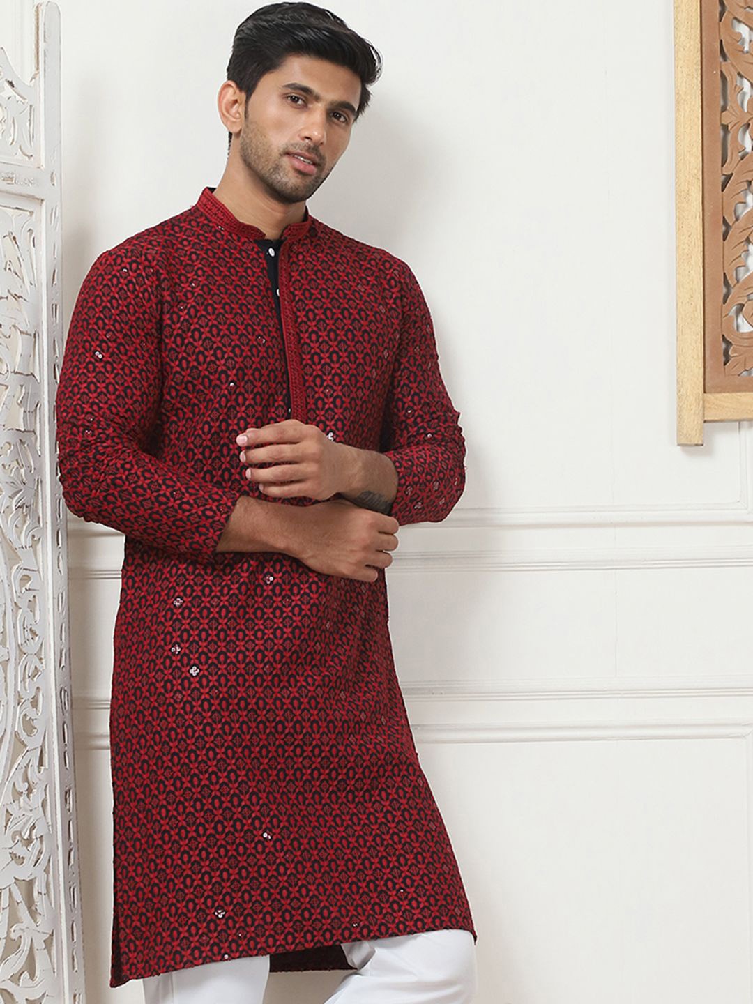 

Anouk Red Geometric Embroidered Mandarin Collar Sequinned Straight Kurta