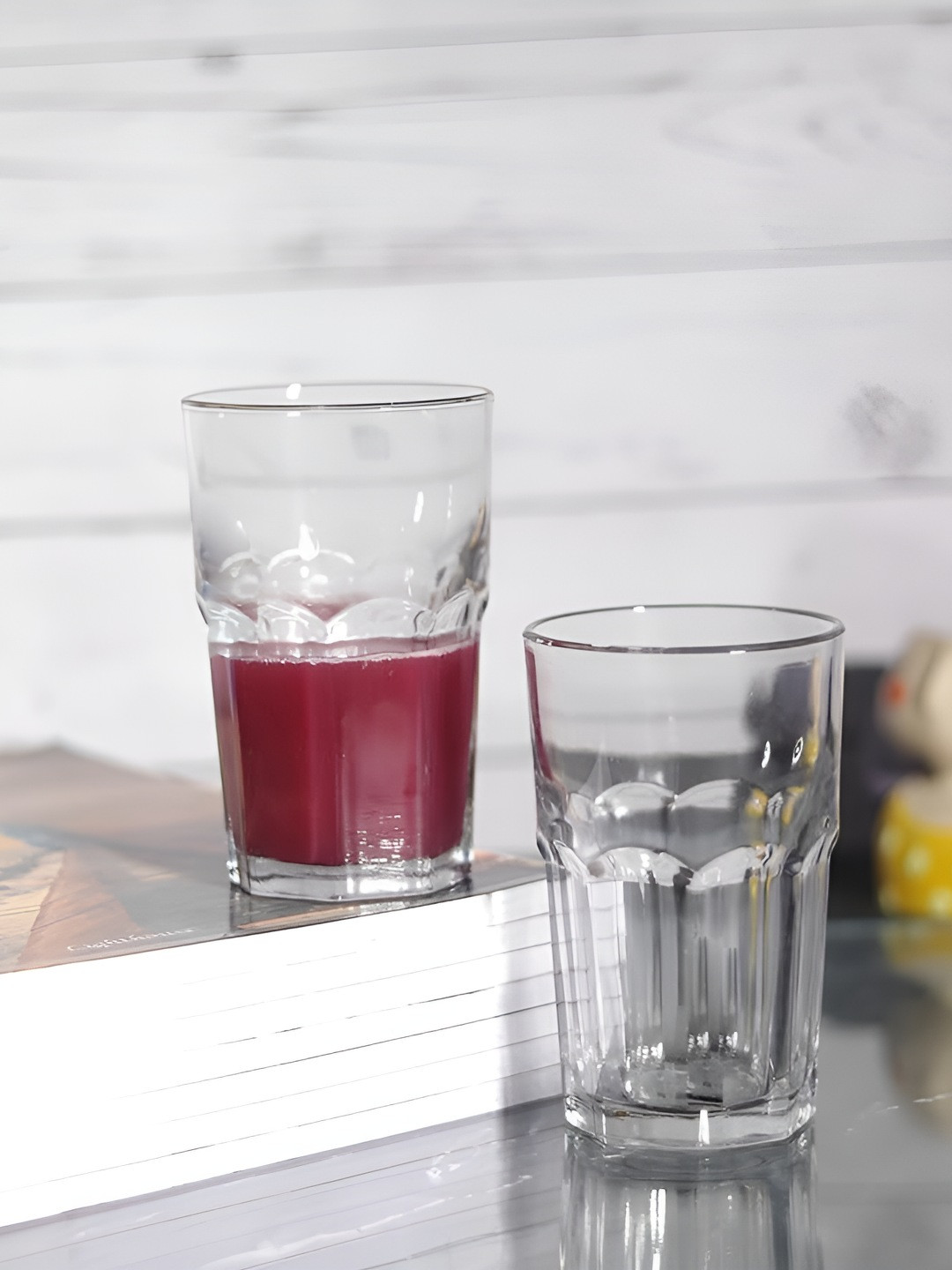 

Clovefry Transparent 6 Pieces Easy to Clean Water Glass