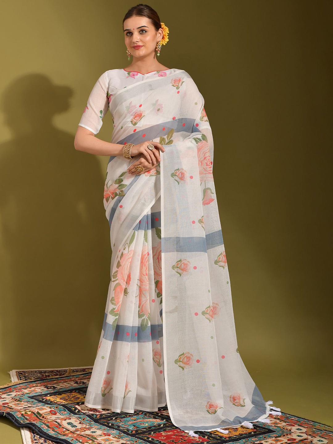 

CANIZZARO Zari Woven Floral Pure Linen Saree, White