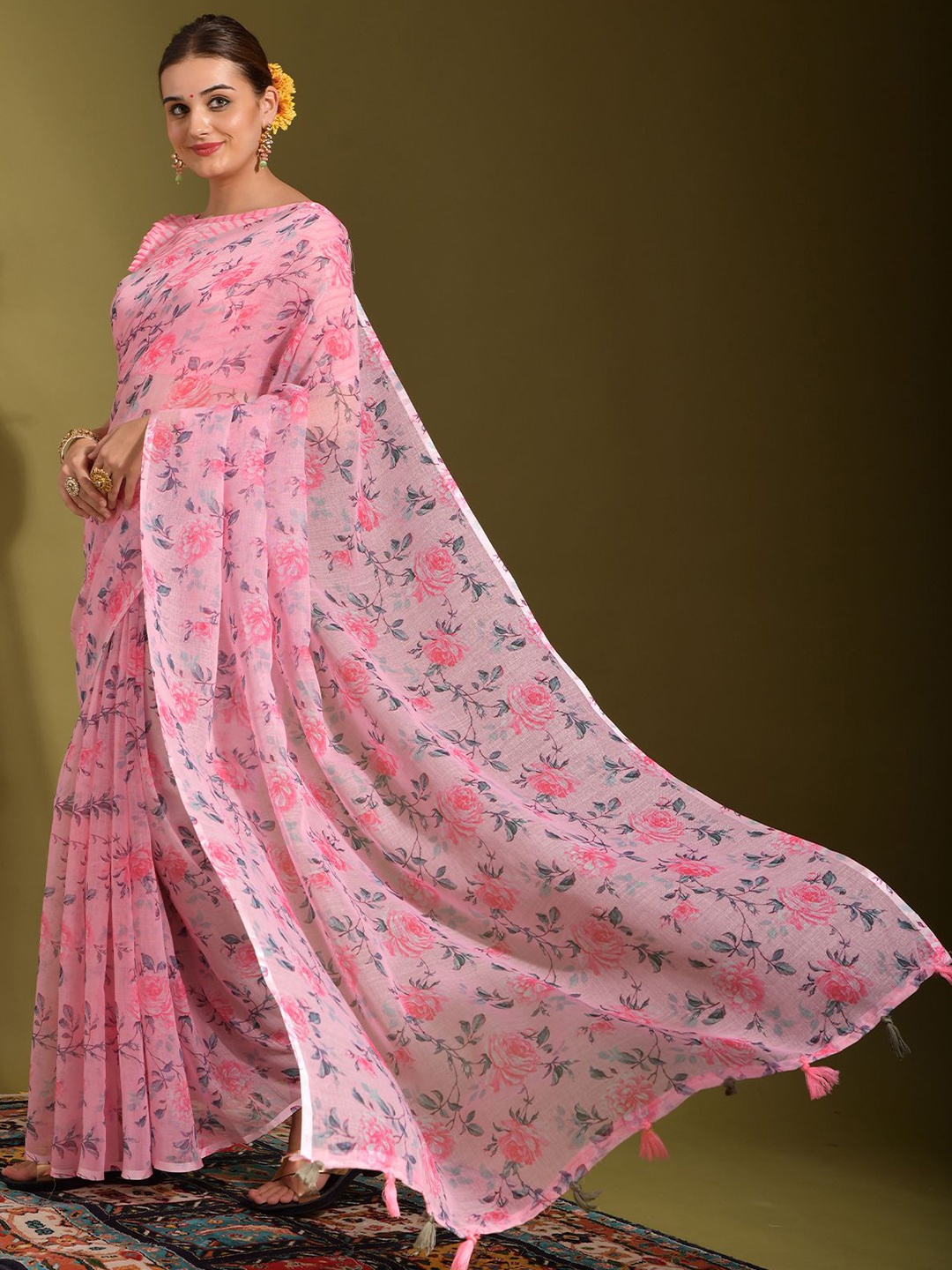 

CANIZZARO Floral Pure Linen Saree, Pink