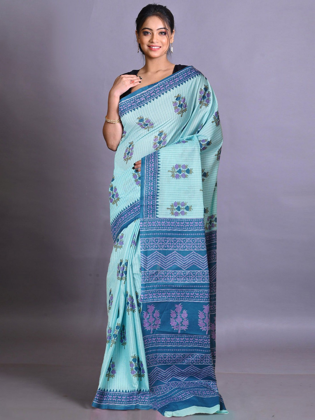 

Unnati Silks Geometric Pure Cotton Handloom Block Print Saree, Blue
