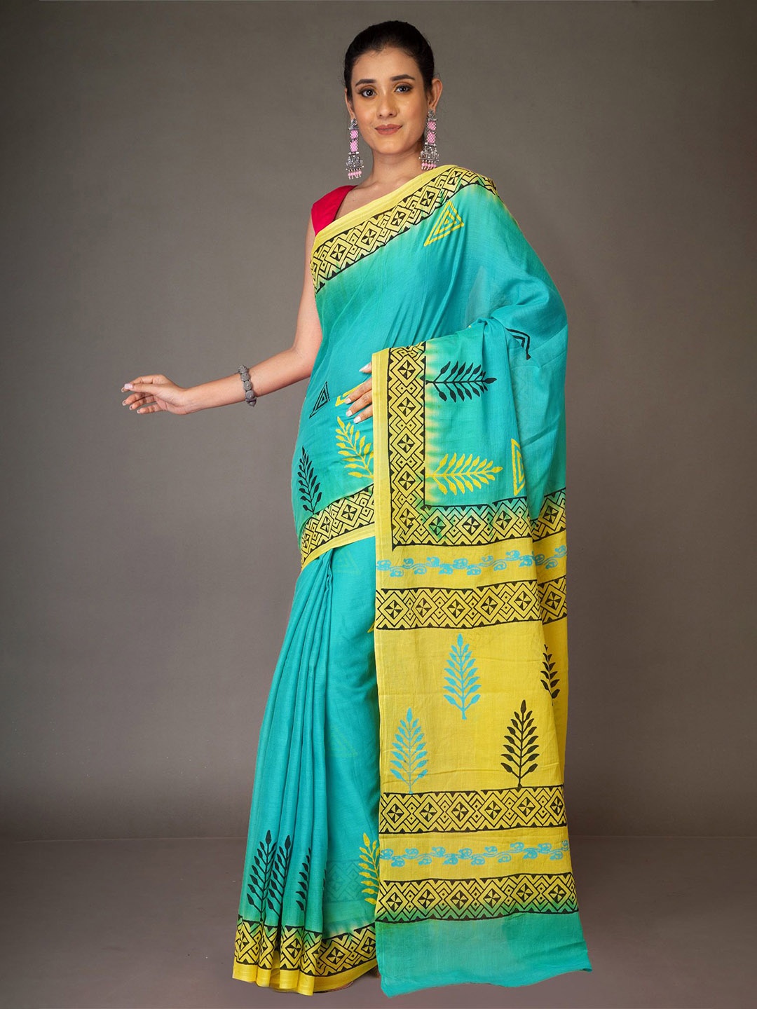 

Unnati Silks Pure Cotton Handloom Block Print Saree, Green