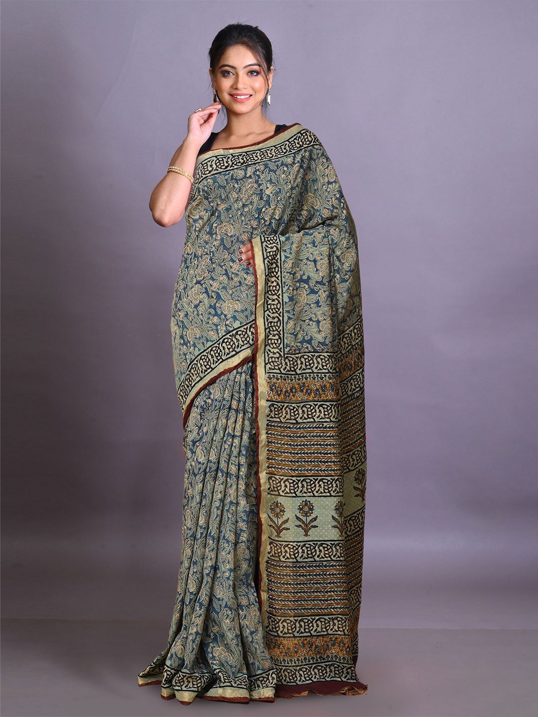 

Unnati Silks Ethnic Motif Zari Woven Handloom Bagru Saree, Blue