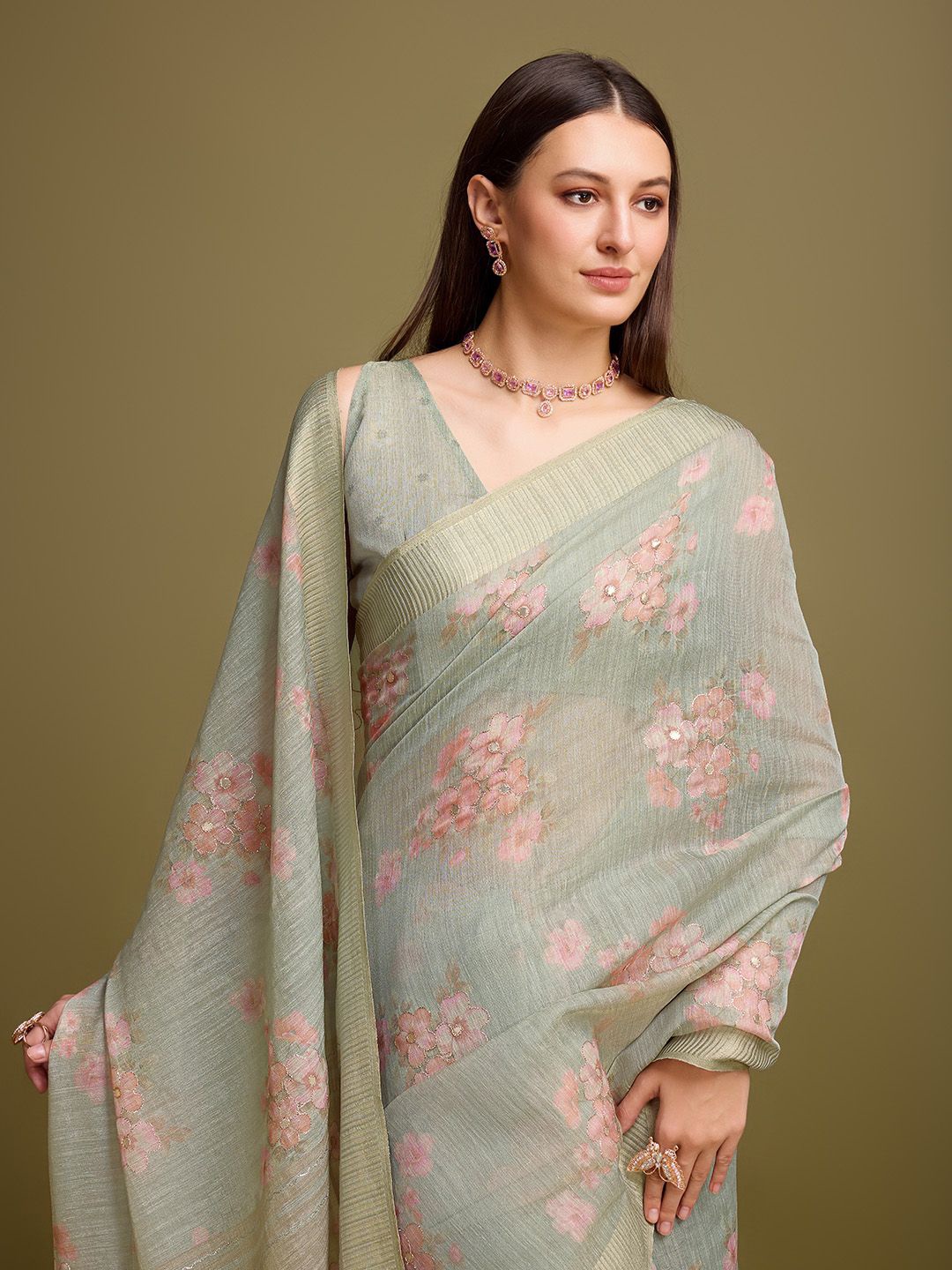

Mitera Zari Woven Sequinned Floral Saree, Green
