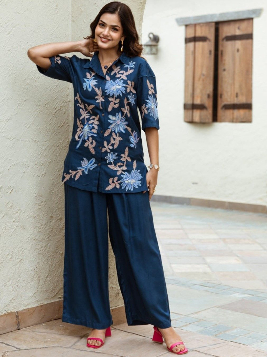 

AUTUMN LANE Osho Embroidered Pure Cotton Shirt With Palazzo, Navy blue