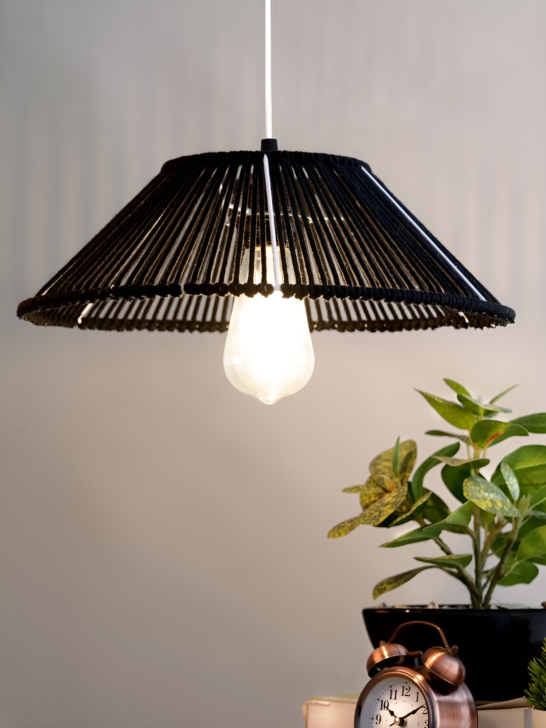 

Decazone Black Textured Iron Contemporary Lamp With Bulb