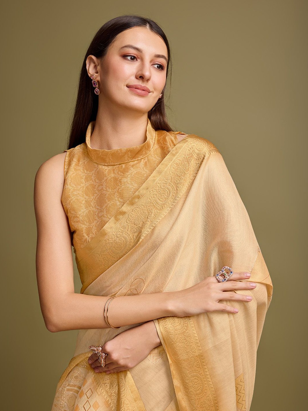 

Mitera Zari Woven Embroidered Tassel Saree, Yellow