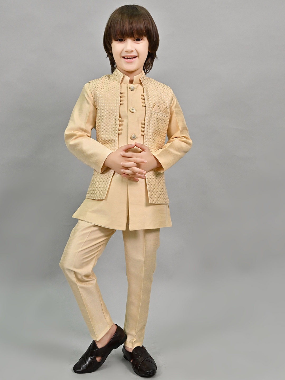 

ahhaaaa Boys Embroidery Sherwani Set, Gold