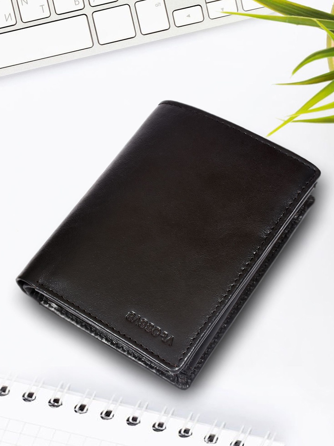 

Sassora Men Leather Two Fold Wallet With RFID Features, Black