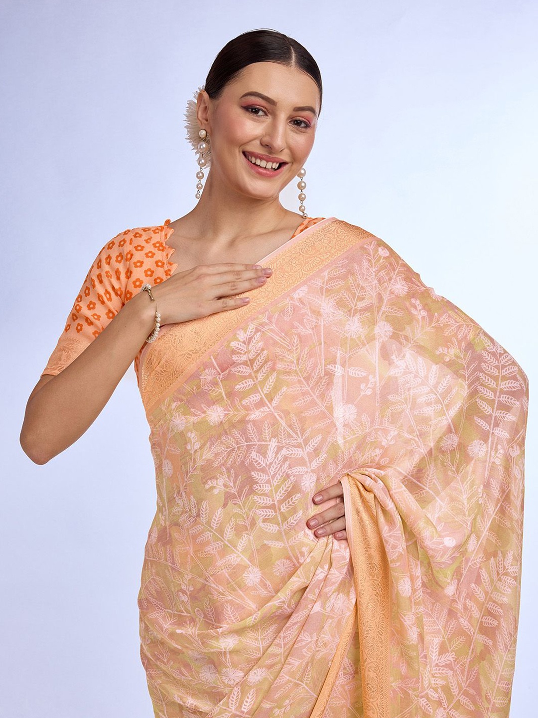 

Mitera Floral Zari Pure Georgette Saree, Orange