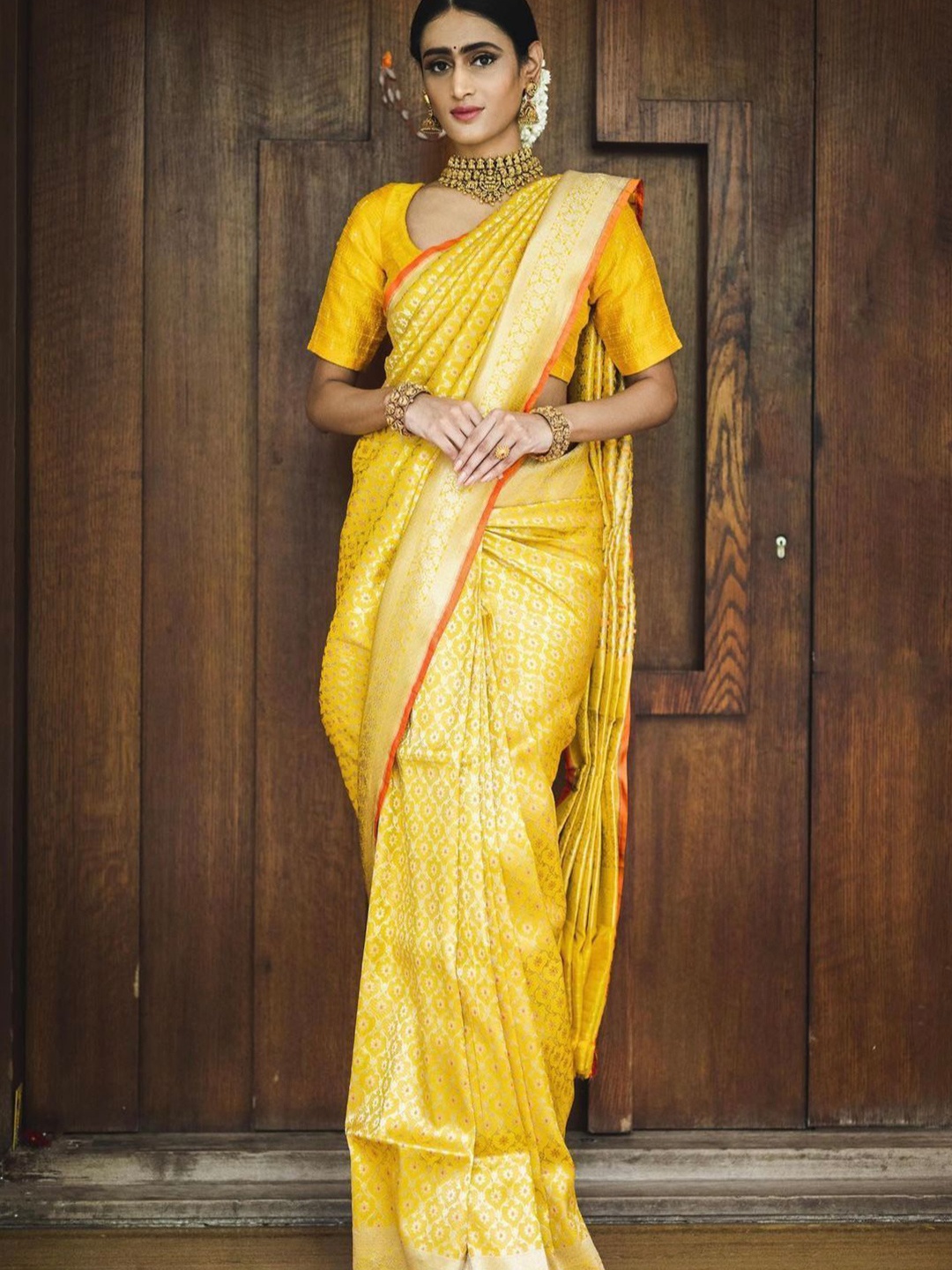 

revika Woven Design Zari Pure Silk Kanjeevaram Saree, Yellow