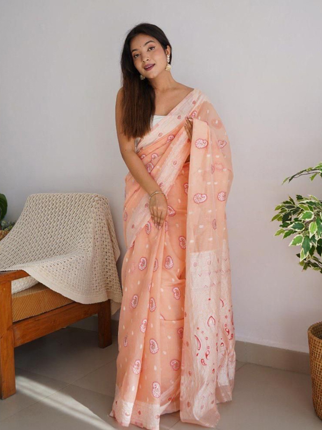 

revika Woven Design Zari Kanjeevaram Saree, Orange