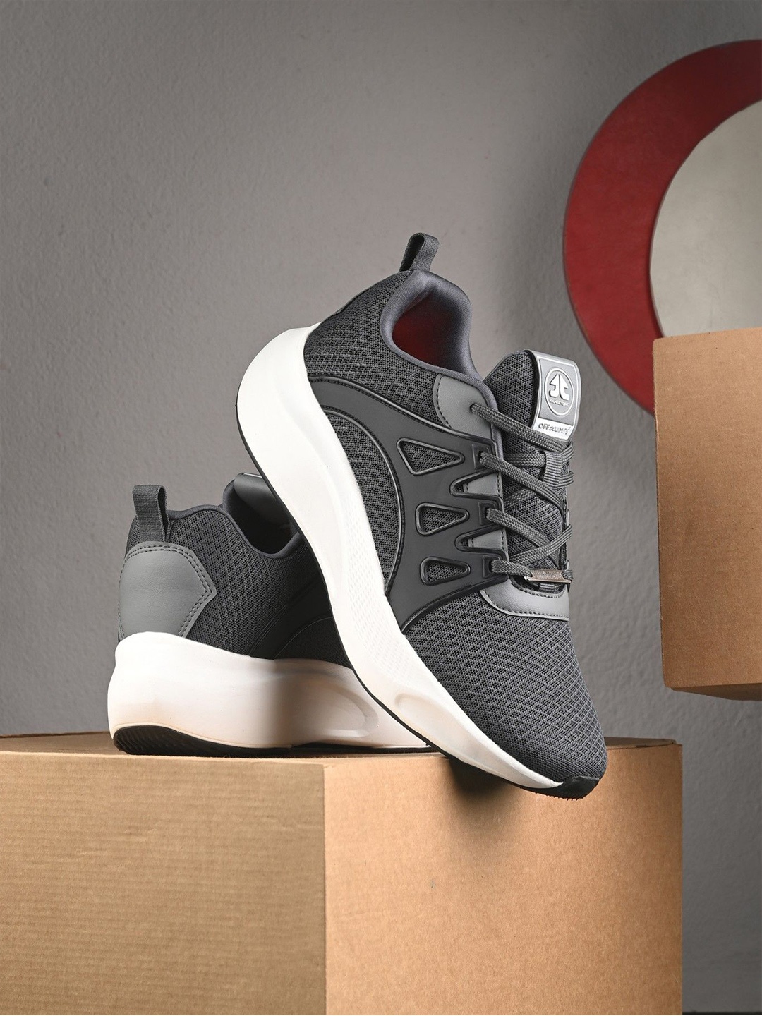 

OFF LIMITS Men Mesh Running Non-Marking Shoes, Grey