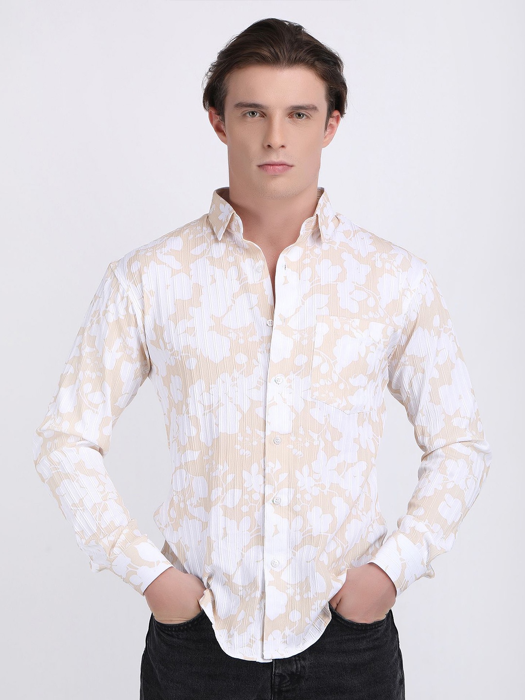 

The Roy Men Comfort Slim Fit Floral Opaque Printed Casual Shirt, Cream