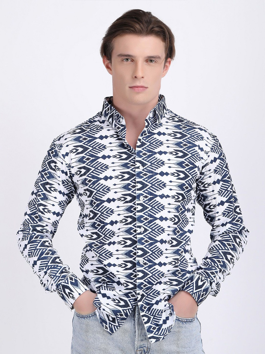 

The Roy Men Comfort Slim Fit Opaque Printed Casual Shirt, Blue
