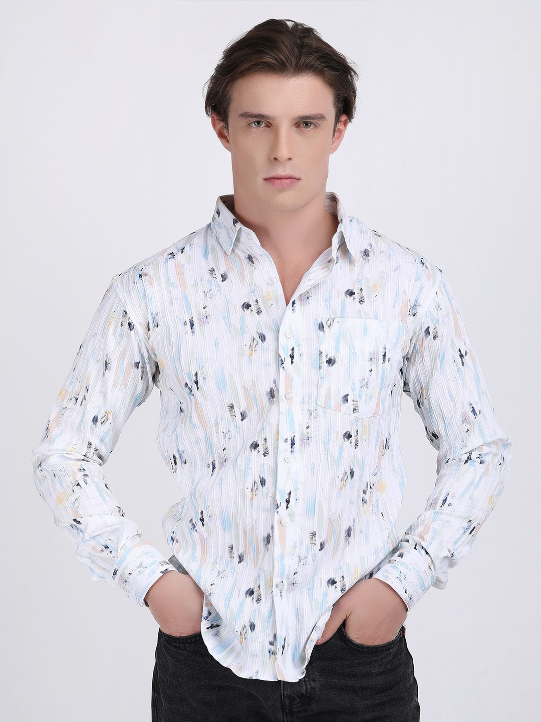 

The Roy Men Comfort Slim Fit Opaque Striped Casual Shirt, White