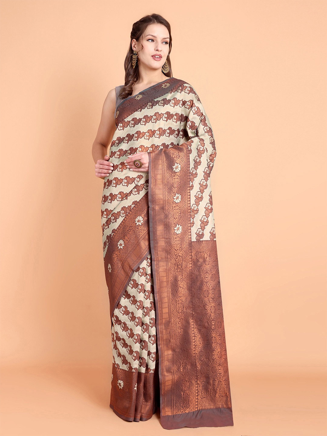 

Visit Wear Woven Design Zari Pure Silk Kanjeevaram Saree, Brown