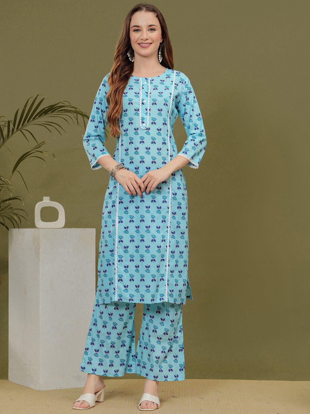 

KALINI Floral Printed Regular Pure Cotton Kurta with Harem Pants, Blue
