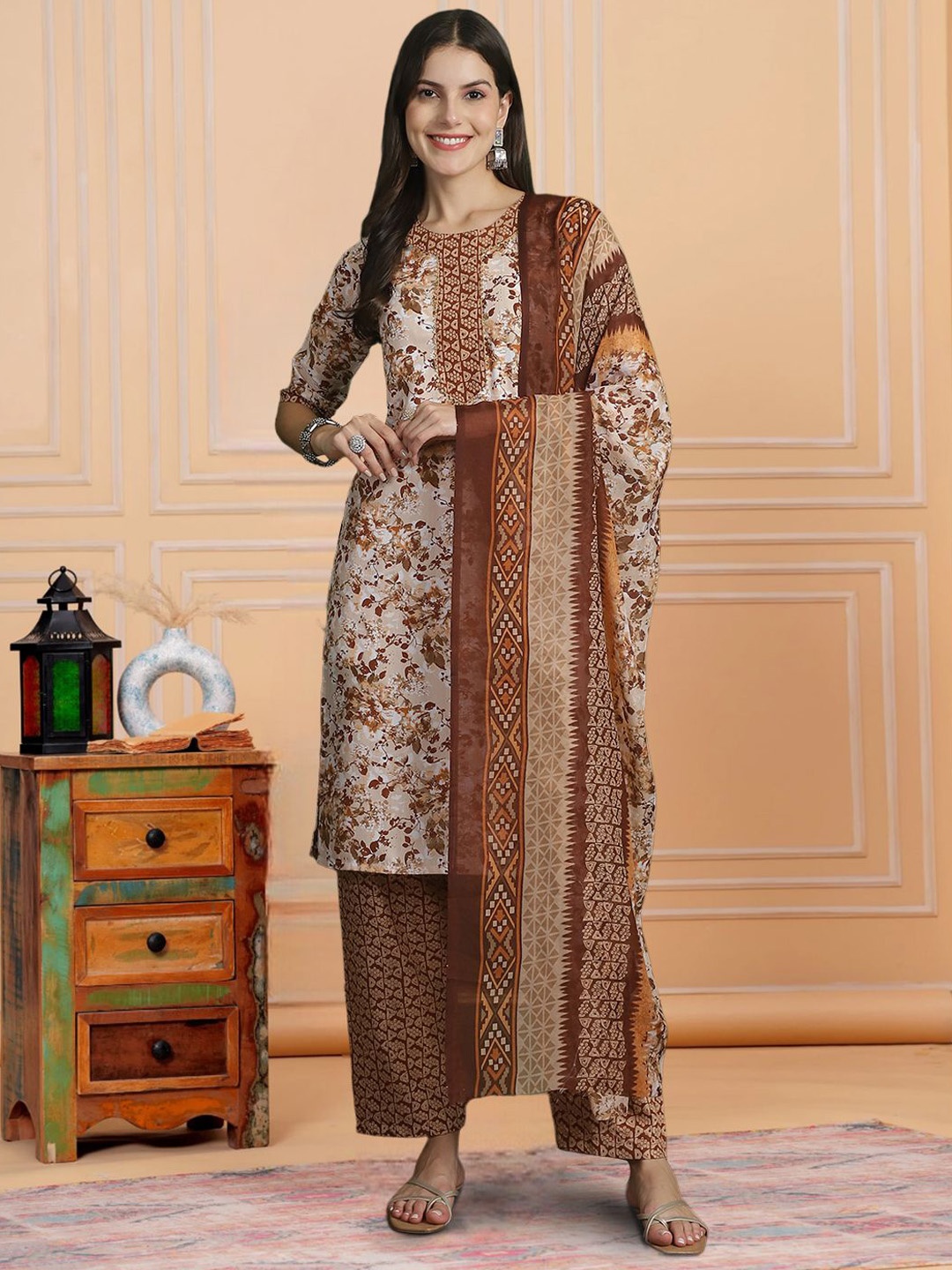 

7Threads Ethnic Motifs Printed Regular Pure Cotton Kurta with Trousers & Dupatta, Beige