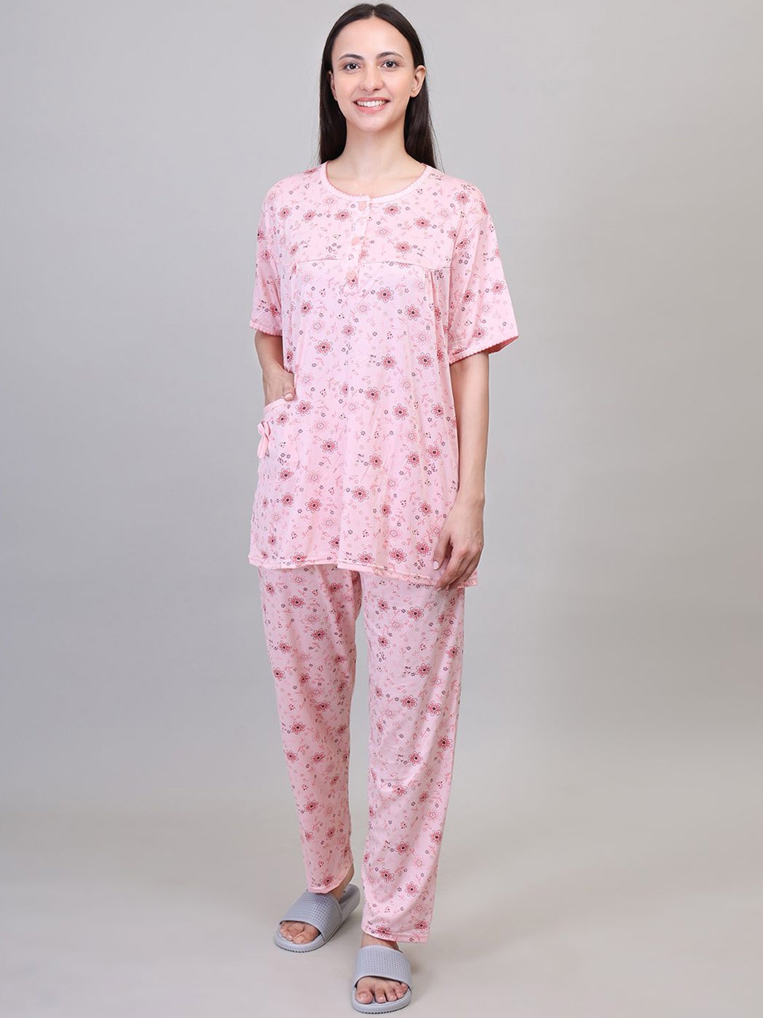 

Camey Women Printed Night suit, Peach