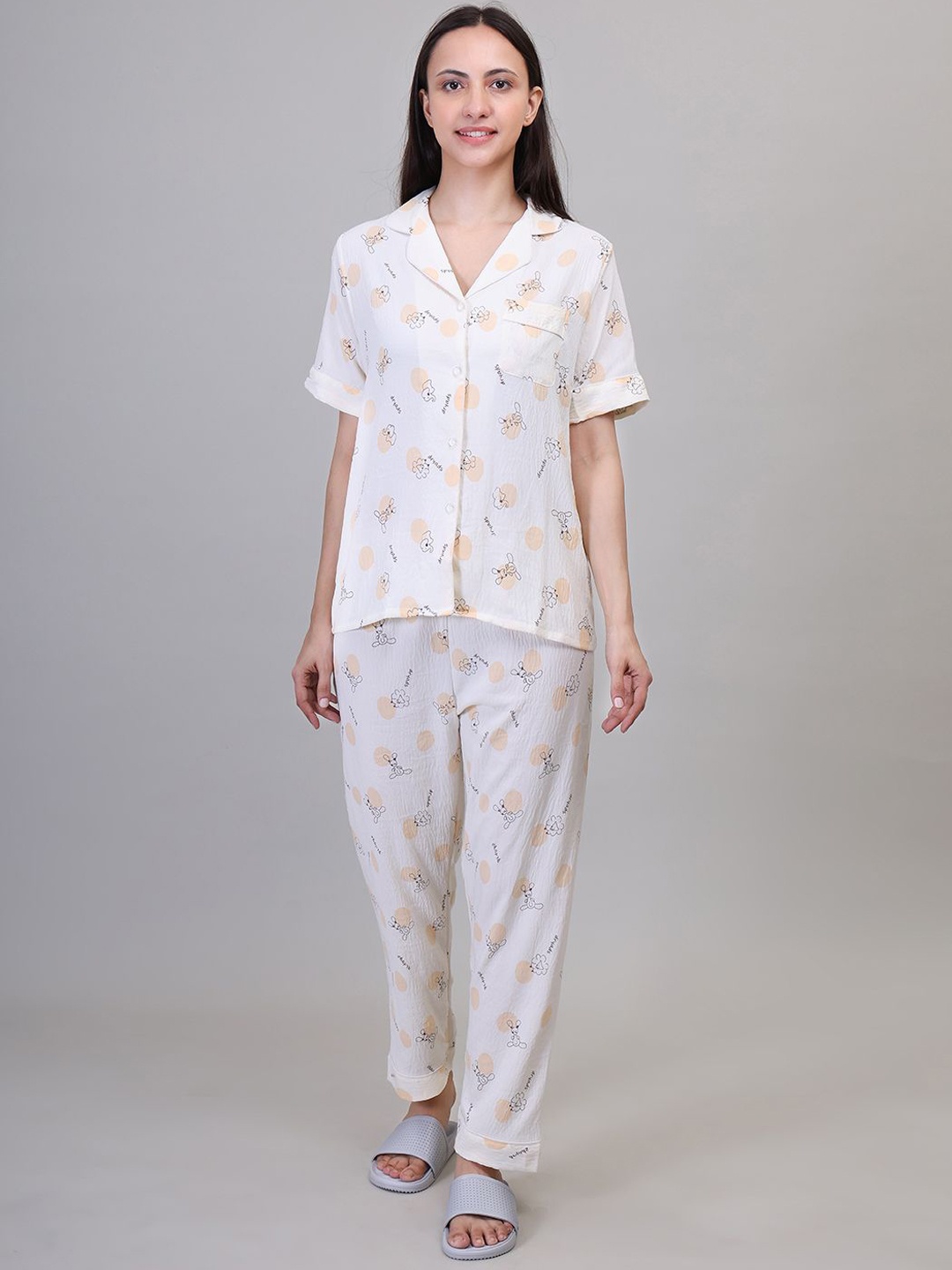 

Camey Women Printed Shirt and Pyjamas Night suit, Orange