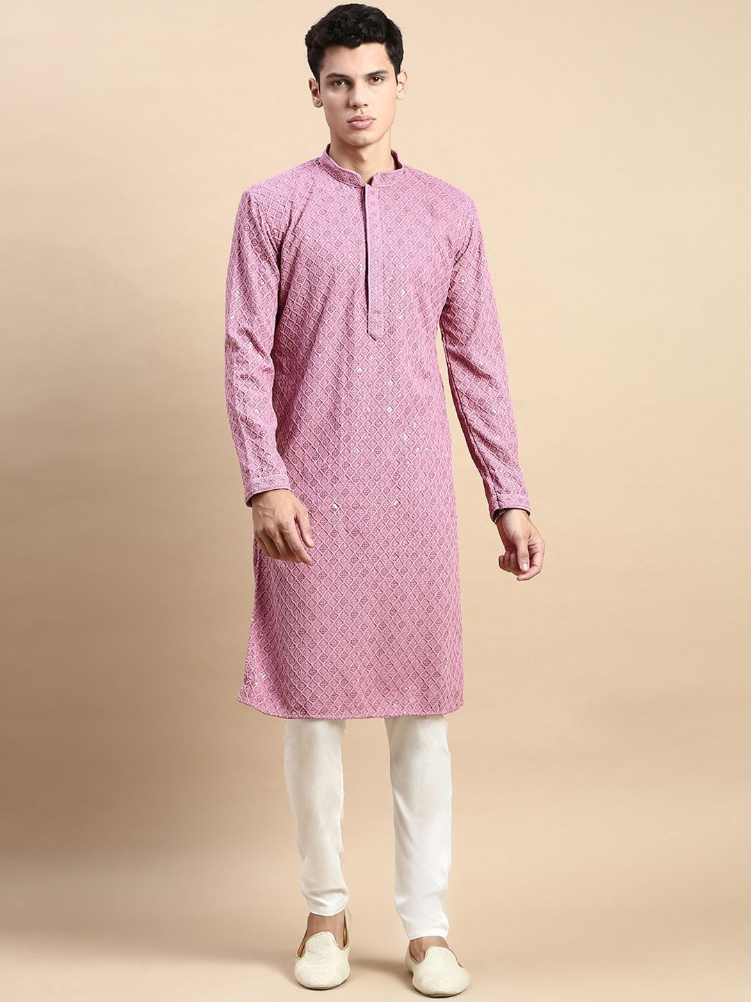 

Rishika Ethnic Motifs Embroidered Mandarin Collar Sequinned Pure Cotton Straight Kurta, Pink