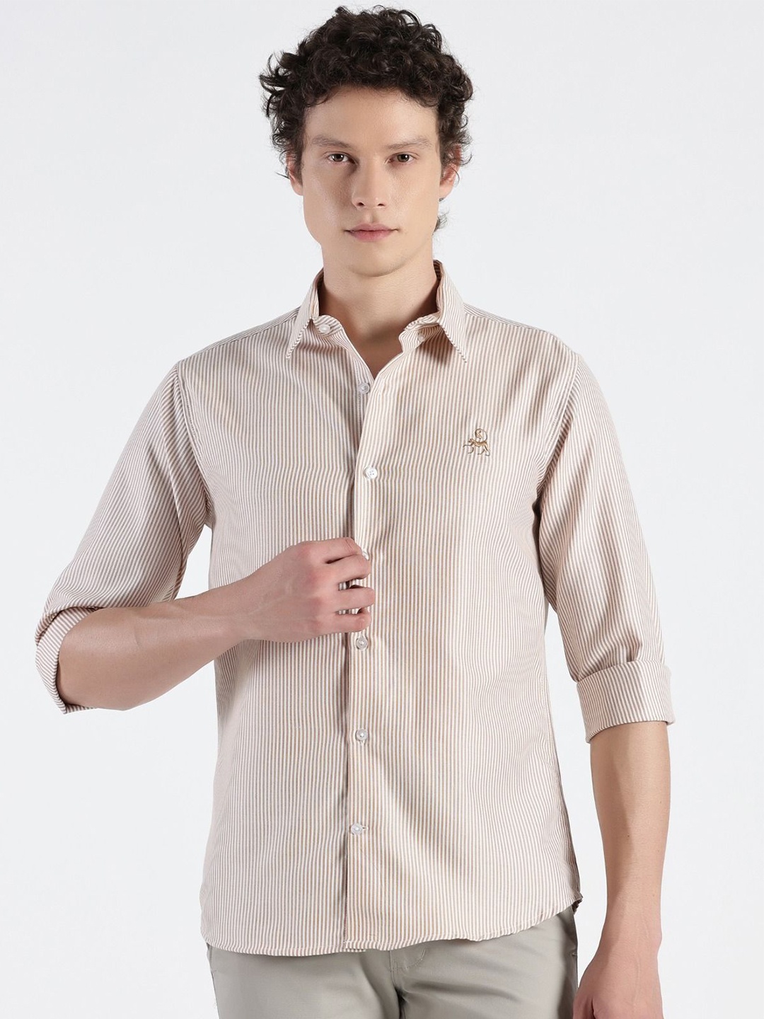 

MISCHIEF MONKEY Men Solid Classic Tailored Fit Striped Opaque Casual Shirt, Orange