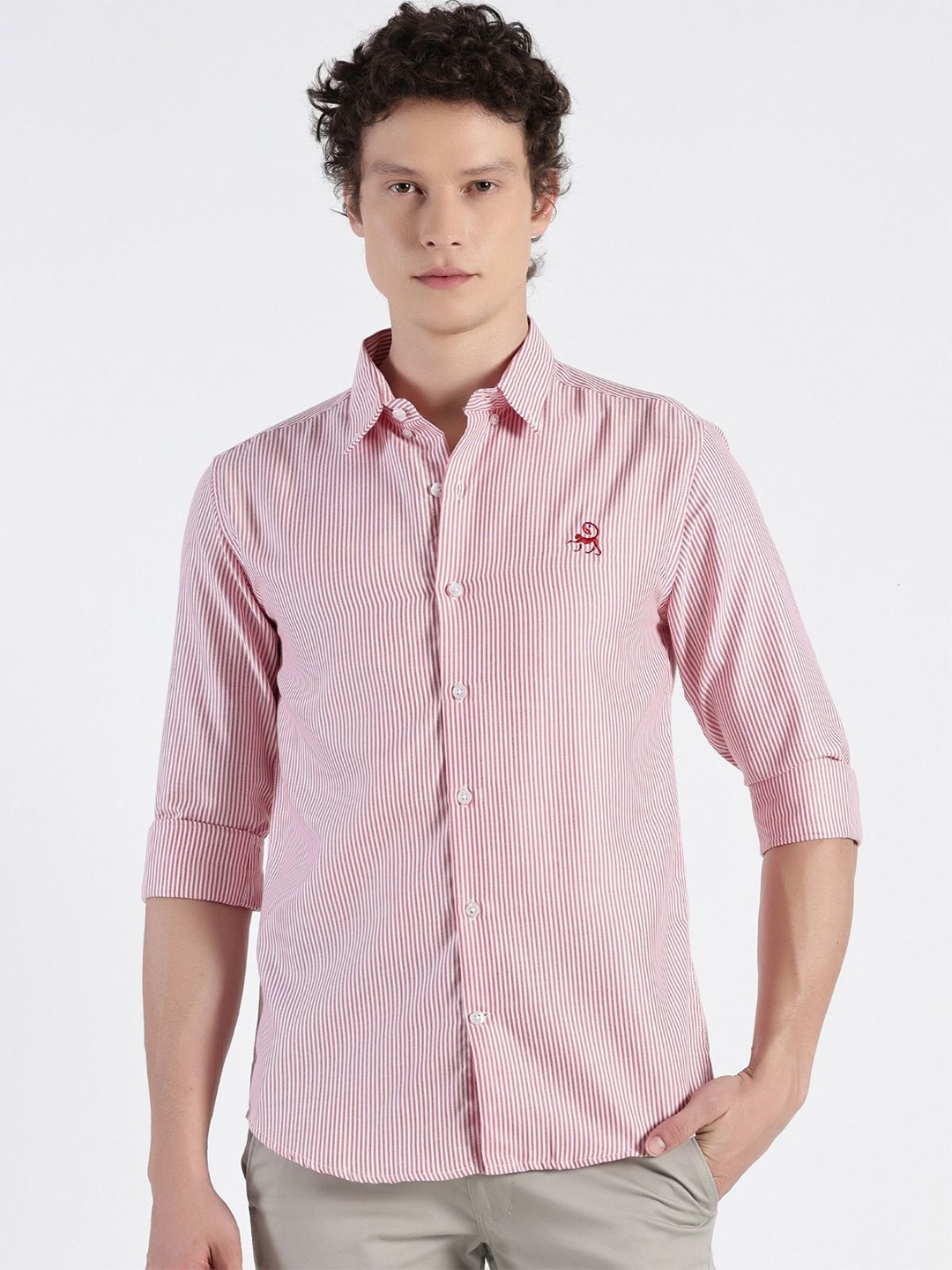 

MISCHIEF MONKEY Men Classic Tailored Fit Striped Casual Shirt, Red
