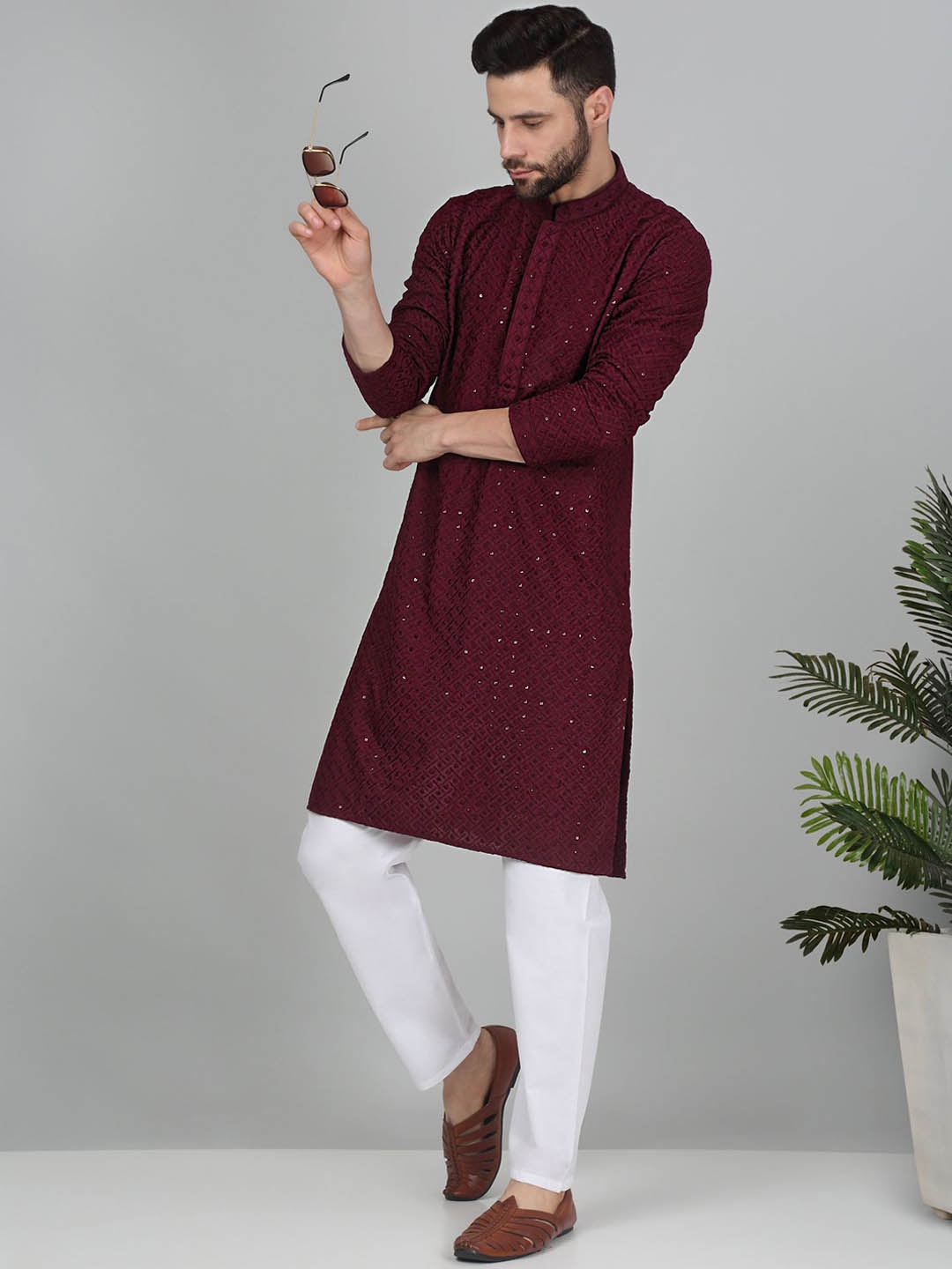 

KRAFT INDIA Ethnic Motifs Embroidered Sequined Cotton Straigth Kurta, Purple