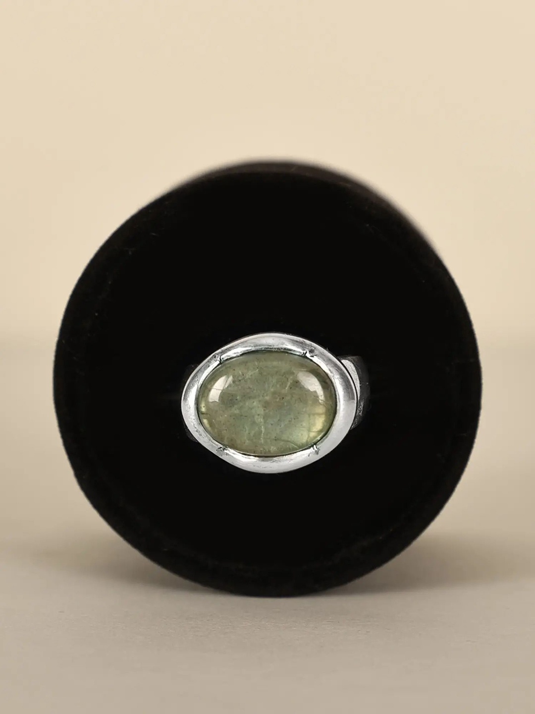 

Exotic India Labradorite Gemstone Oval Shape Sterling Silver Ring